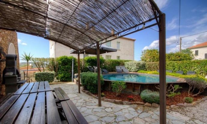 Gite A L'Ombre Du Clocher Calenzana Εξωτερικό φωτογραφία